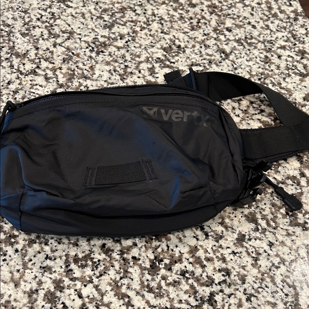 Vertx Long Walks Multipurpose waist pack